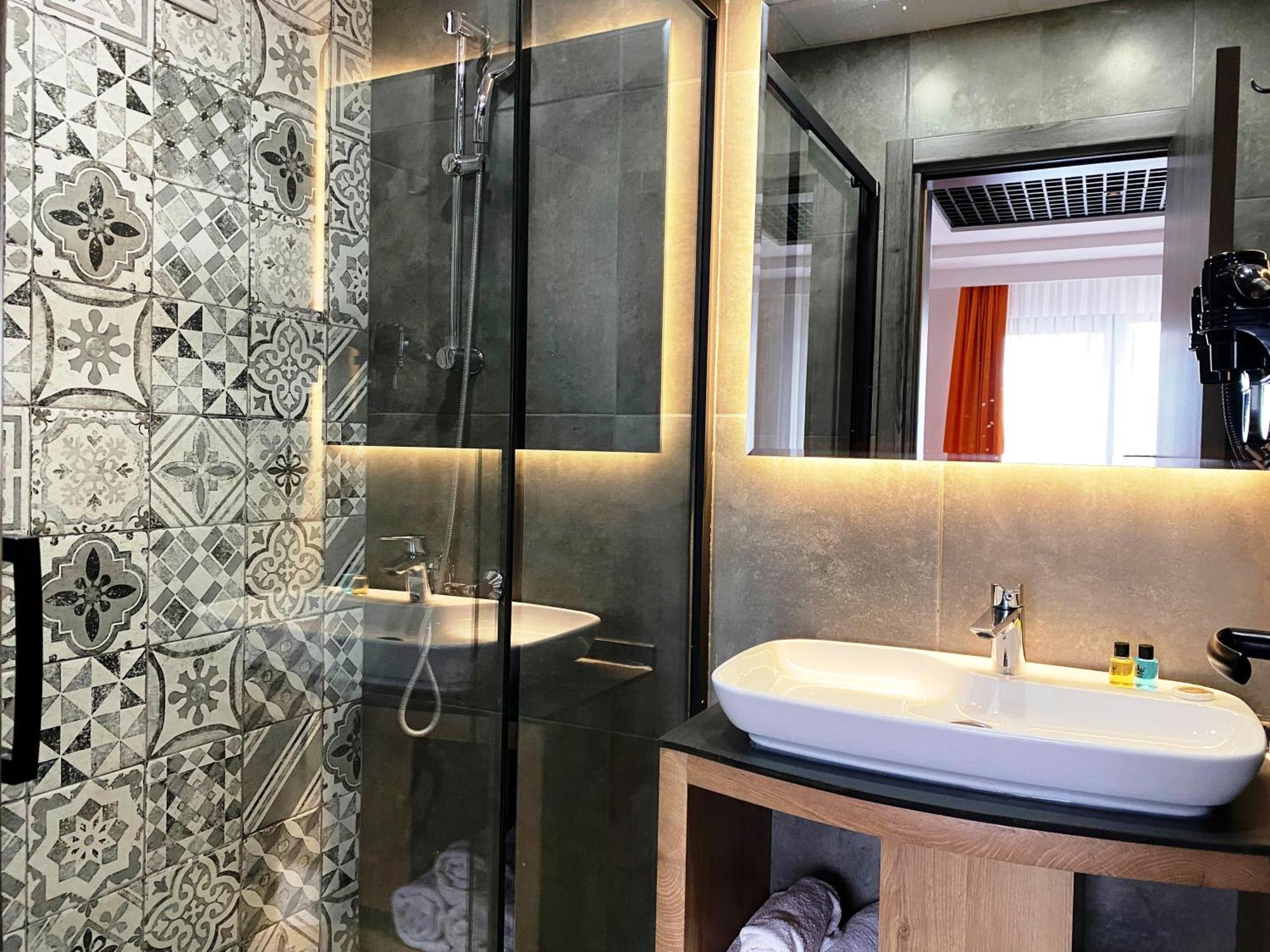 Csk Otel 泰基尔达 外观 照片